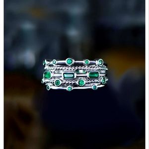 Green Crystal & Silver tone Stacked Ring 8